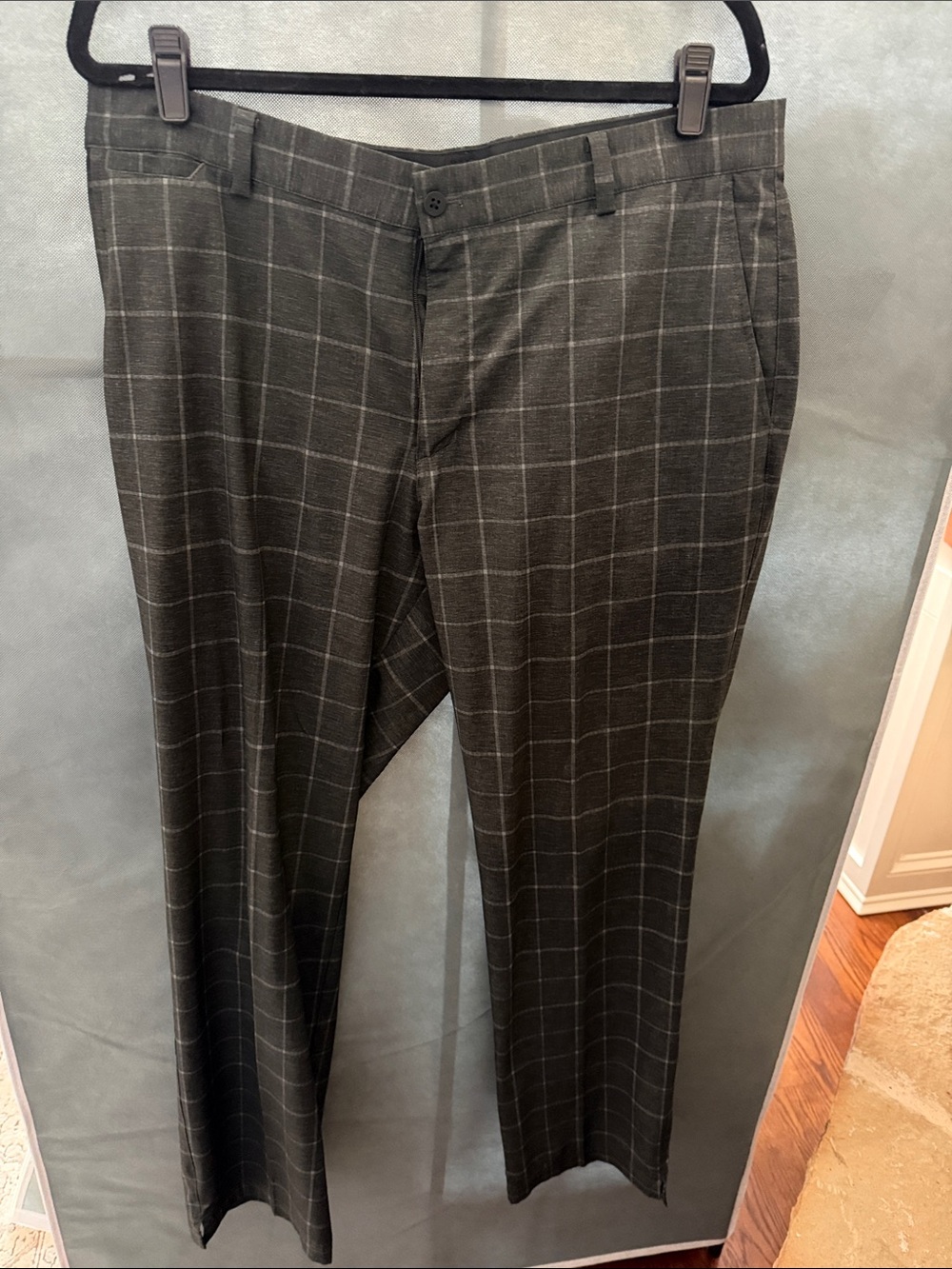 Nike Men's Gray Windowpane Dress Pants